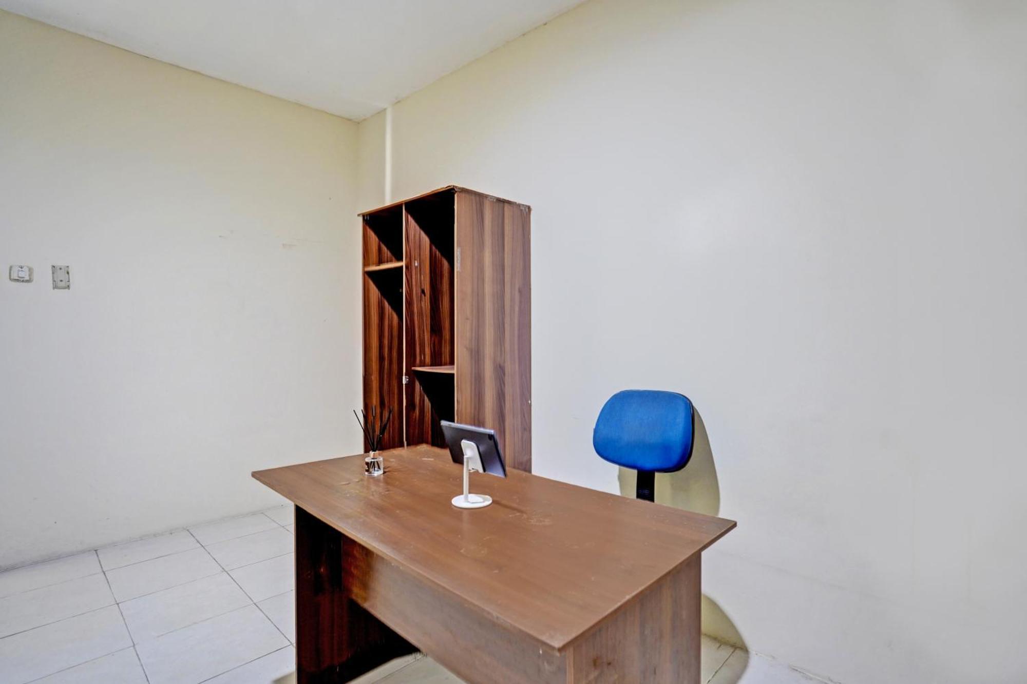 Oyo 93112 Garden Homestay 3 Merlion Surabaya Exterior photo